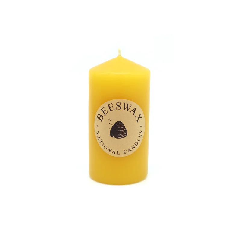 ---Beeswax Standing Candle 10cm